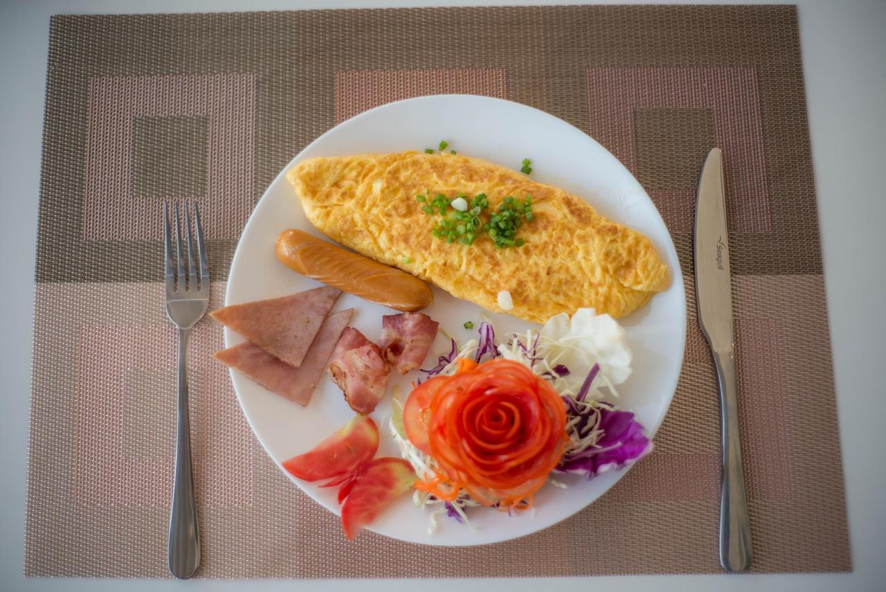 Comet Hotel Surat Thani Zewnętrze zdjęcie